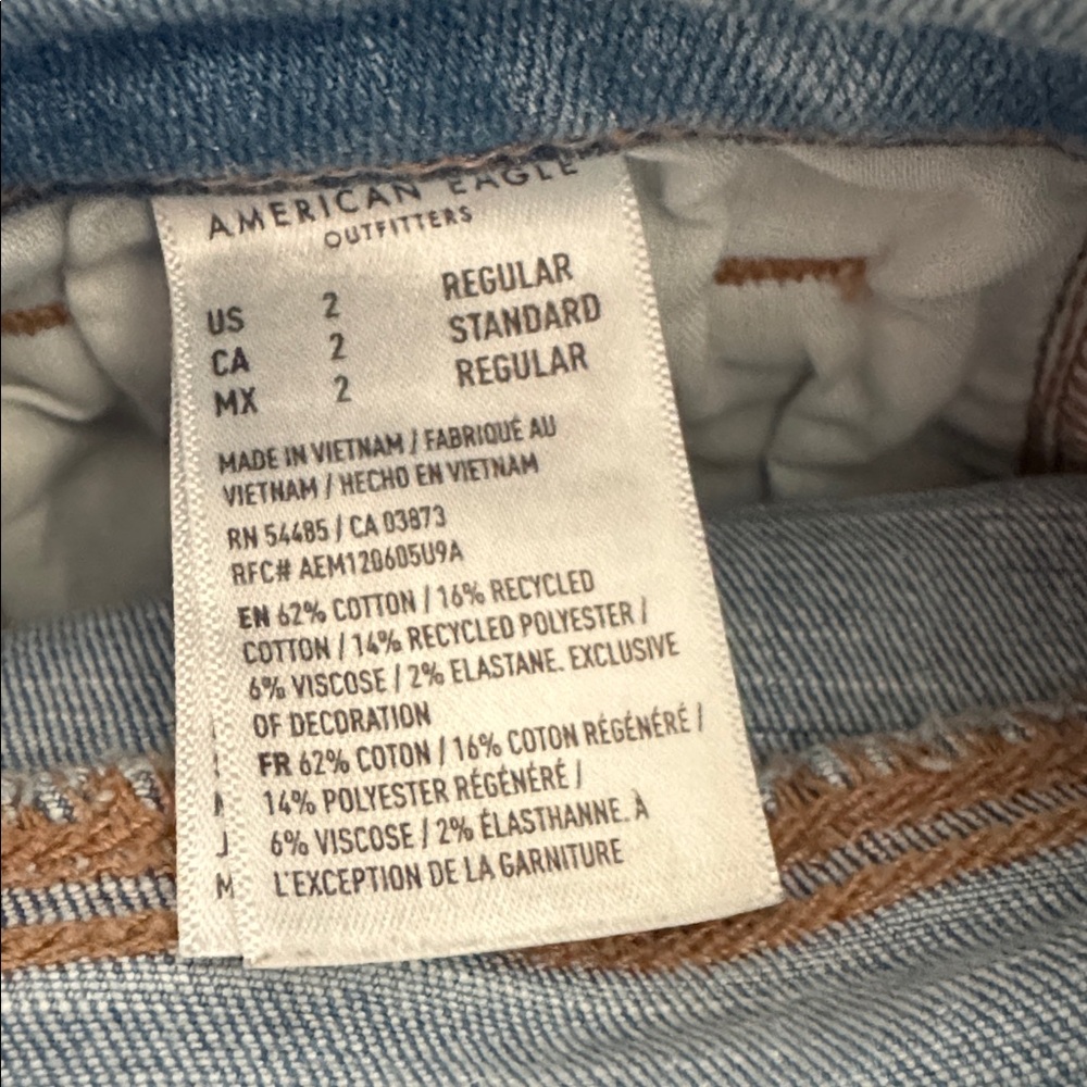 American Eagle High Rise Skinny Kick Distressed Jeans - Picture 5 of 5